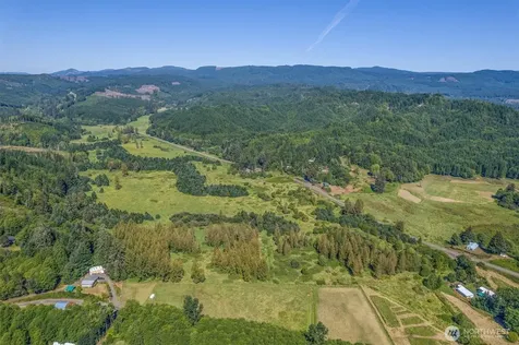 1929 W State Route 4 Skamokawa WA 98647