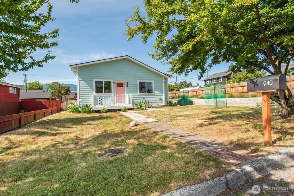 940 W 7th Street Port Angeles WA 98363