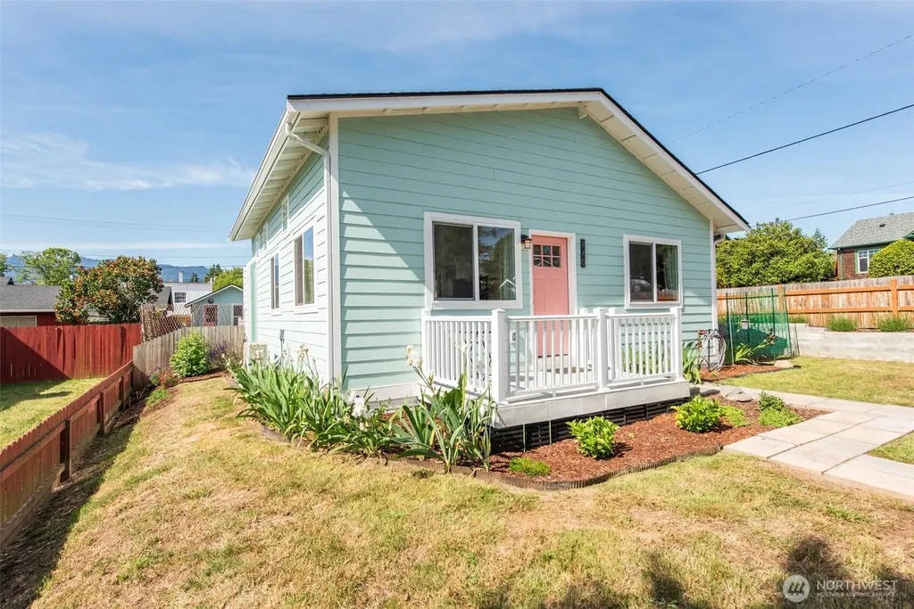 940 W 7th Street Port Angeles WA 98363