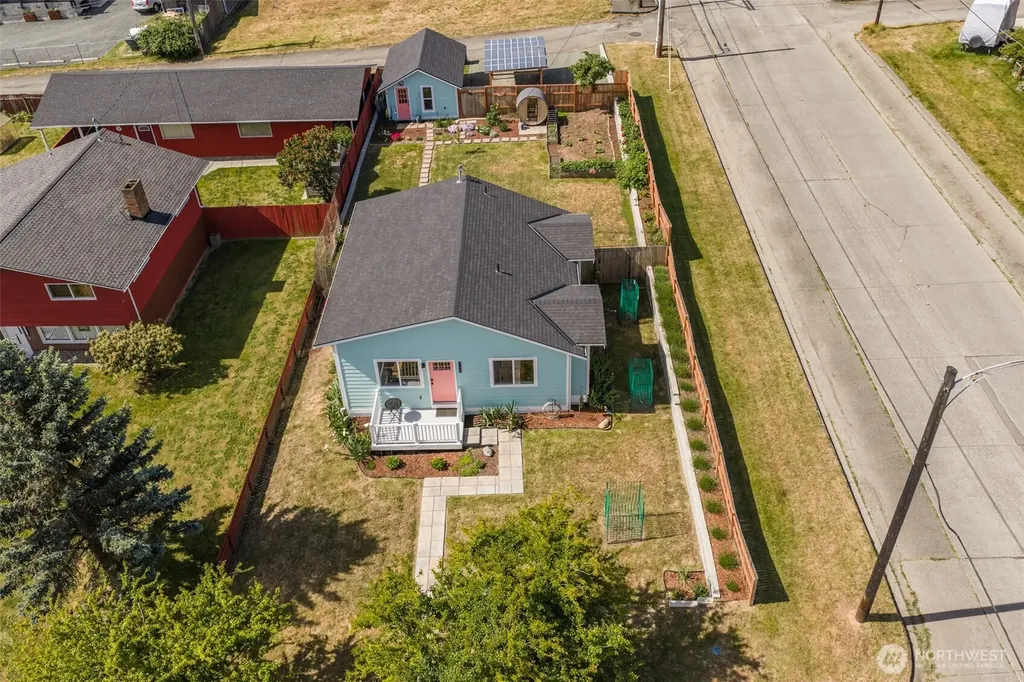 940 W 7th Street Port Angeles WA 98363