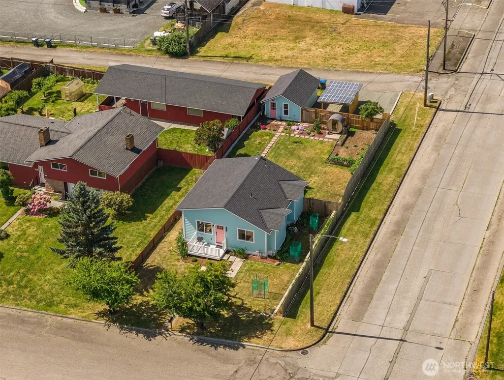 940 W 7th Street Port Angeles WA 98363