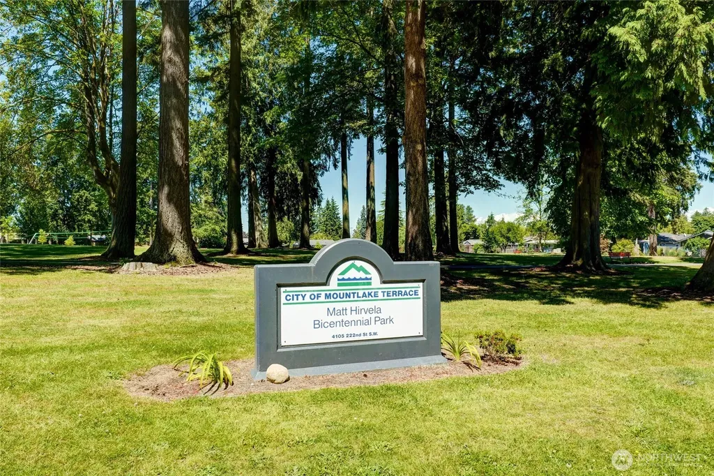 3902 222nd Street SW Mountlake Terrace WA 98043