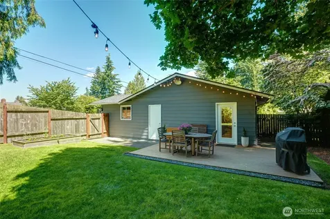 3902 222nd Street SW Mountlake Terrace WA 98043