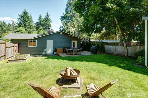 3902 222nd Street SW Mountlake Terrace WA 98043