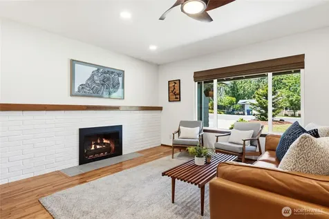 3902 222nd Street SW Mountlake Terrace WA 98043