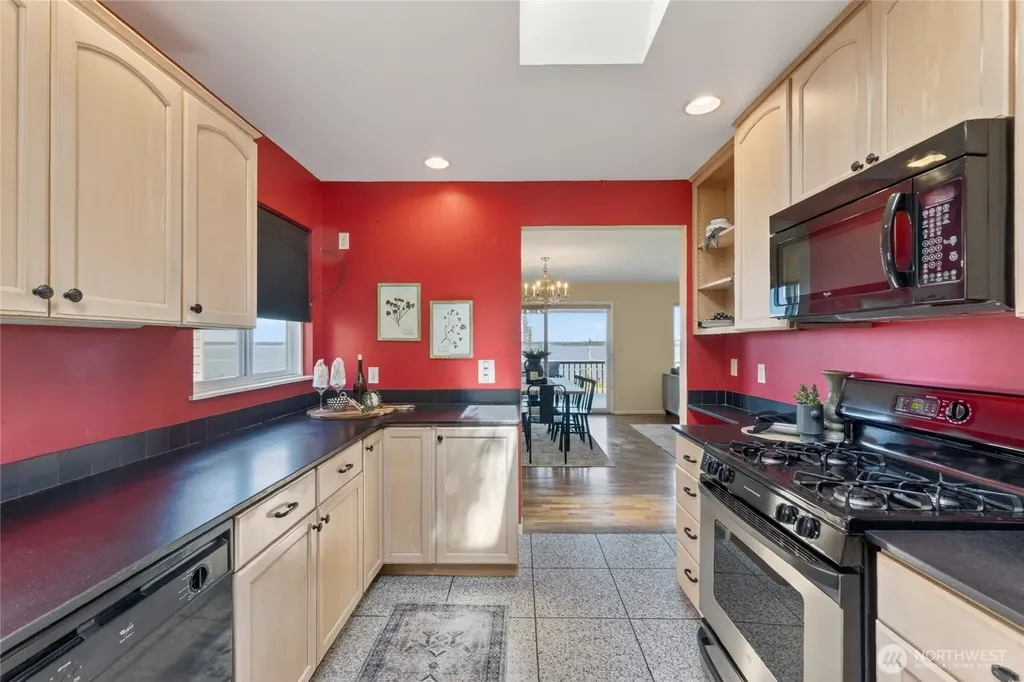 224 Forest Lane Bellingham WA 98225