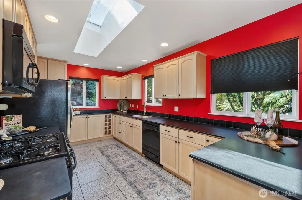 224 Forest Lane Bellingham WA 98225