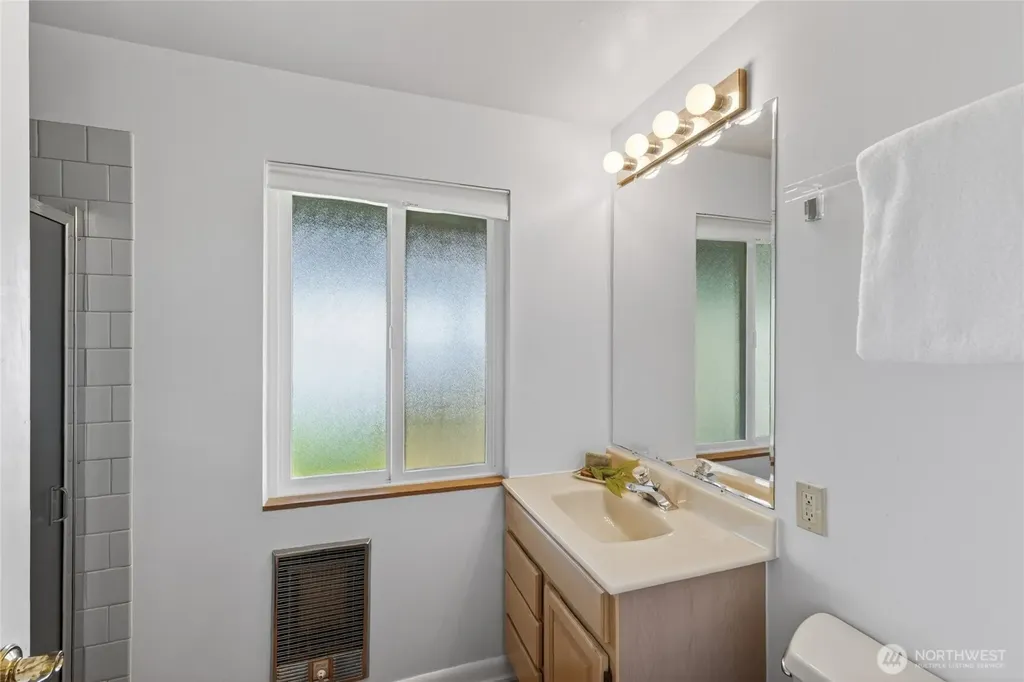 224 Forest Lane Bellingham WA 98225
