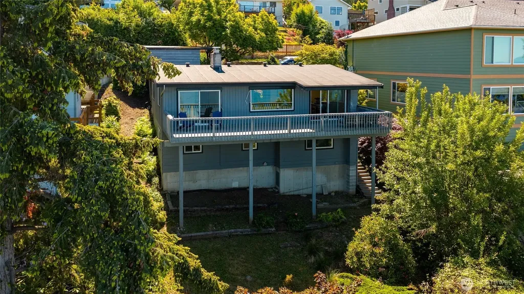224 Forest Lane Bellingham WA 98225