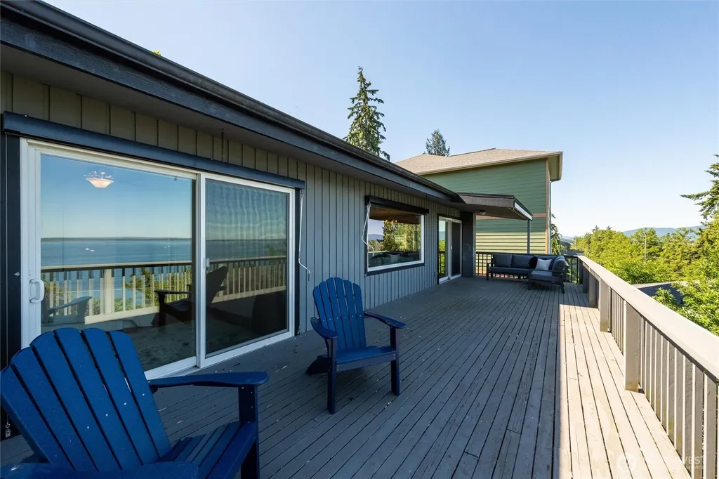 224 Forest Lane Bellingham WA 98225