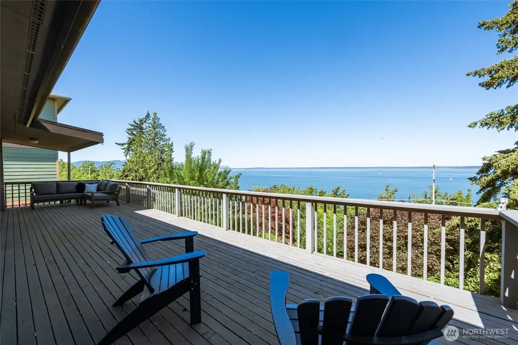 224 Forest Lane Bellingham WA 98225