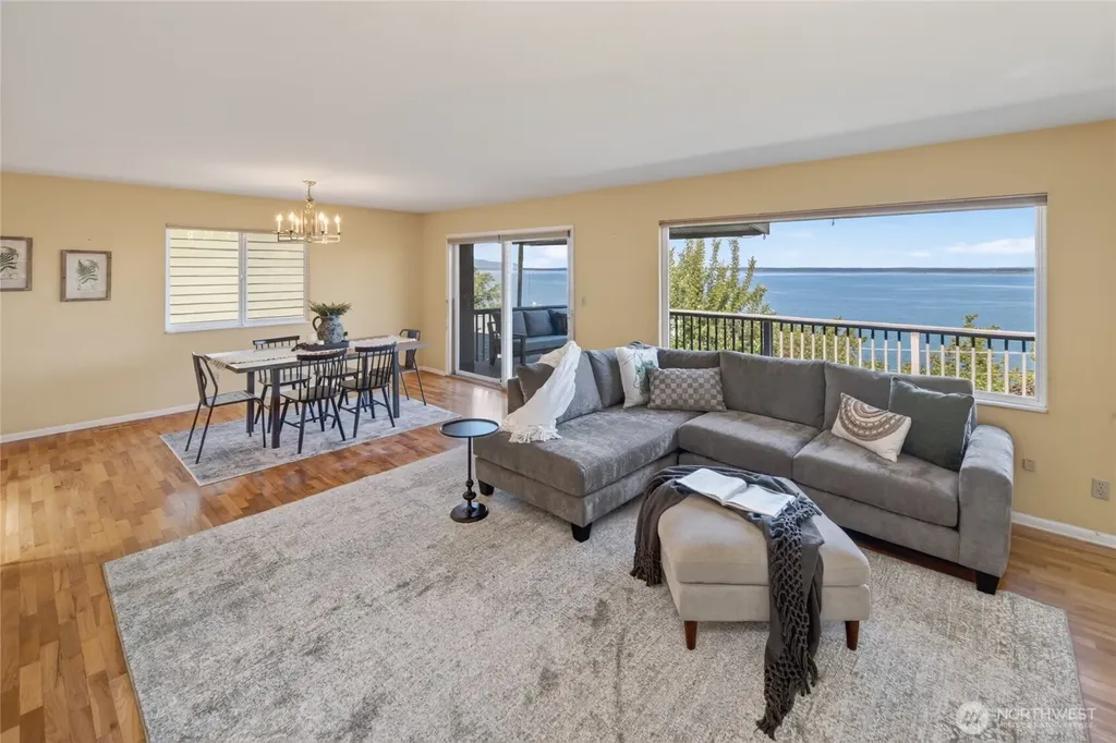 224 Forest Lane Bellingham WA 98225