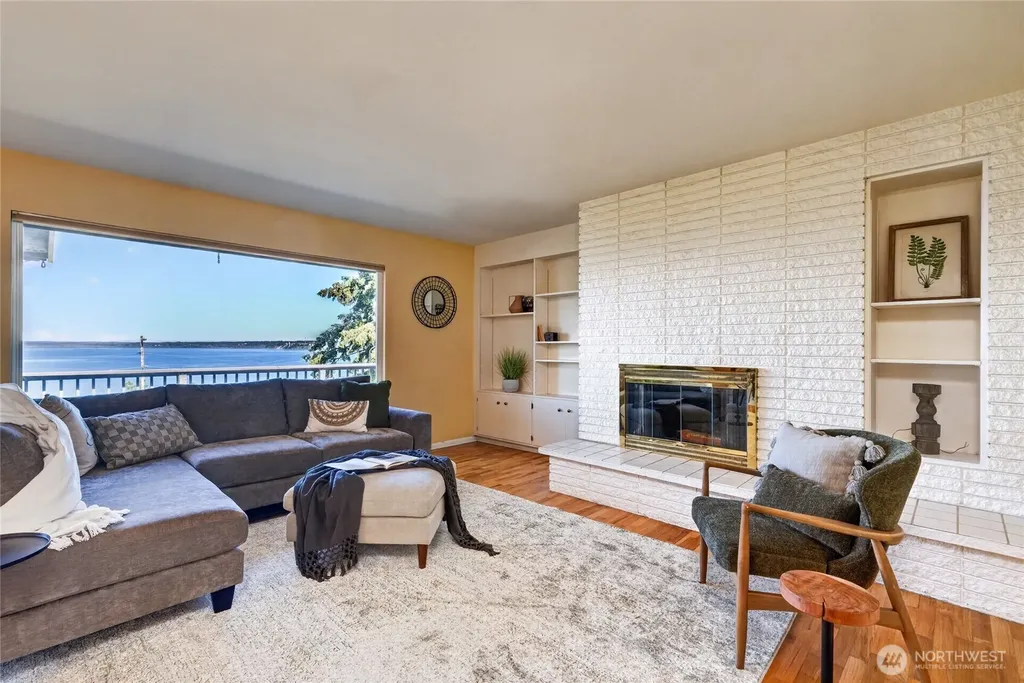 224 Forest Lane Bellingham WA 98225