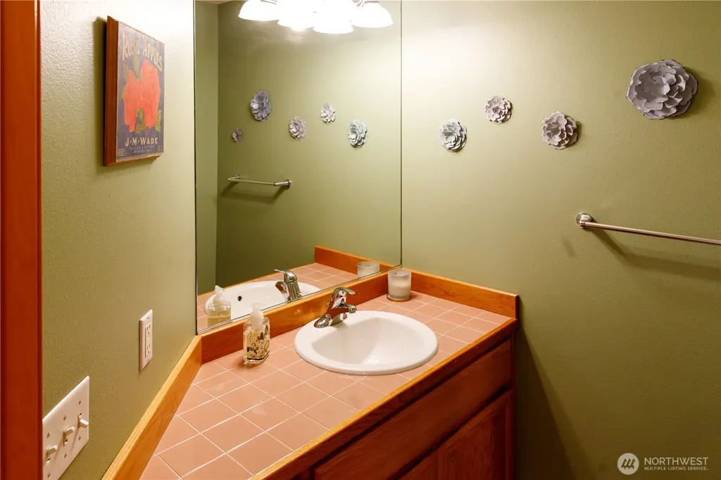 9634 Regency Loop SE Olympia WA 98513