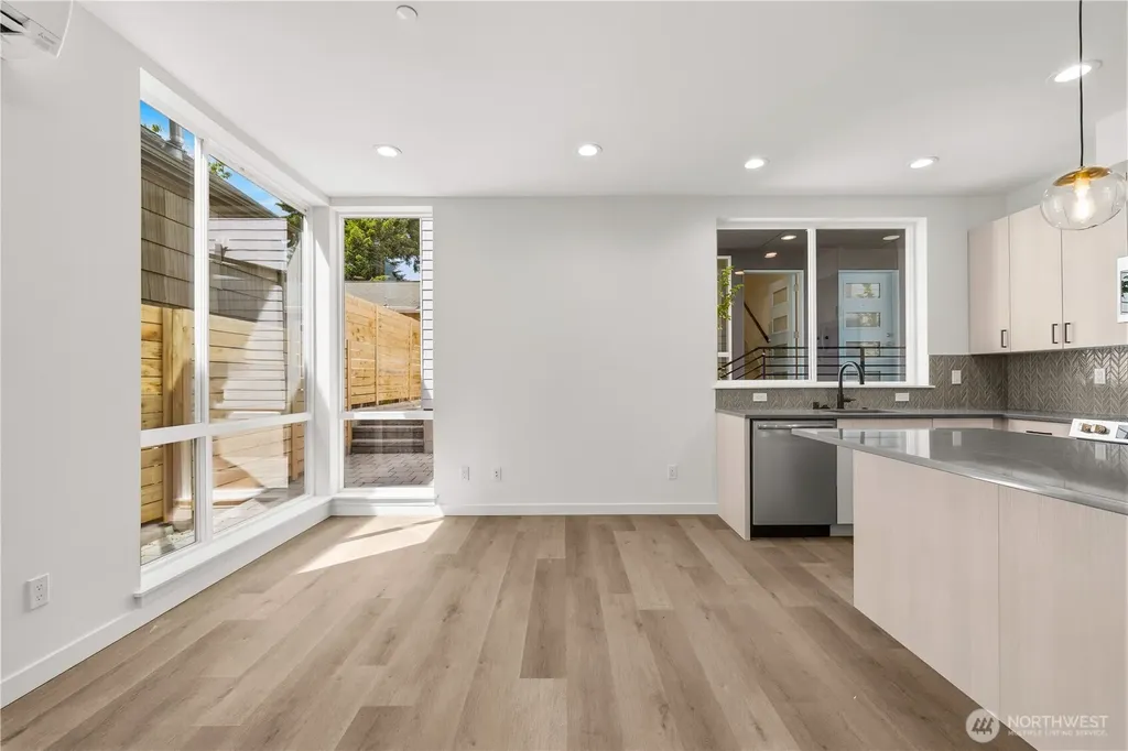2230 NW 60th Street Seattle WA 98107