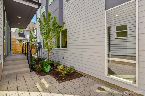 2230 NW 60th Street Seattle WA 98107