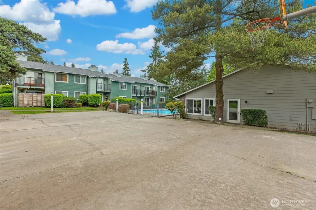 921 130th Street SW Everett WA 98204