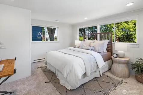 4754 4th Avenue NE Seattle WA 98105