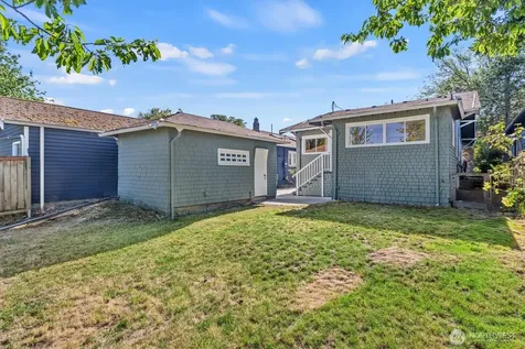 4754 4th Avenue NE Seattle WA 98105