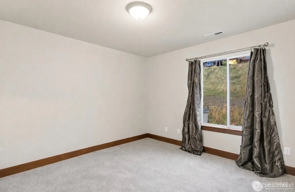 3113 NW Delcon Court East Wenatchee WA 98802