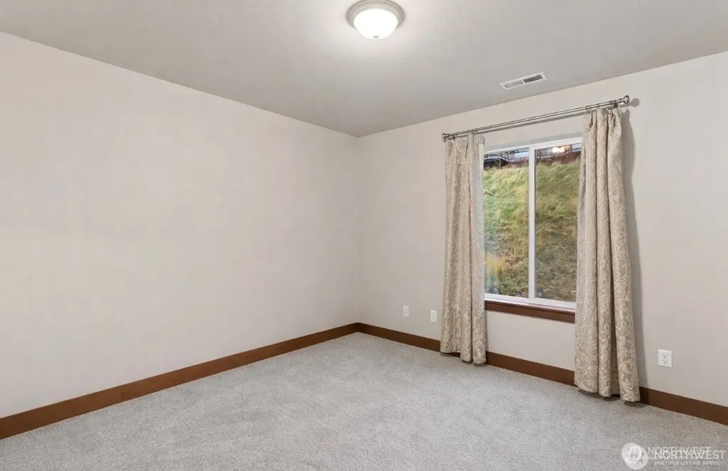 3113 NW Delcon Court East Wenatchee WA 98802