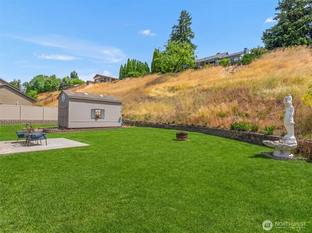 3113 NW Delcon Court East Wenatchee WA 98802