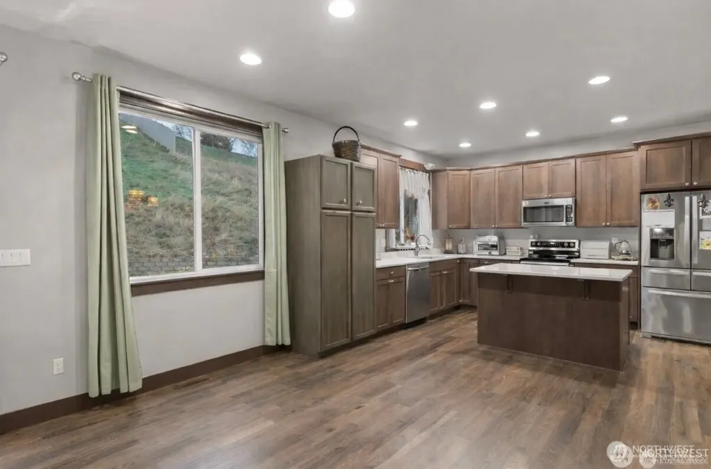3113 NW Delcon Court East Wenatchee WA 98802