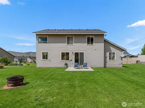 3113 NW Delcon Court East Wenatchee WA 98802