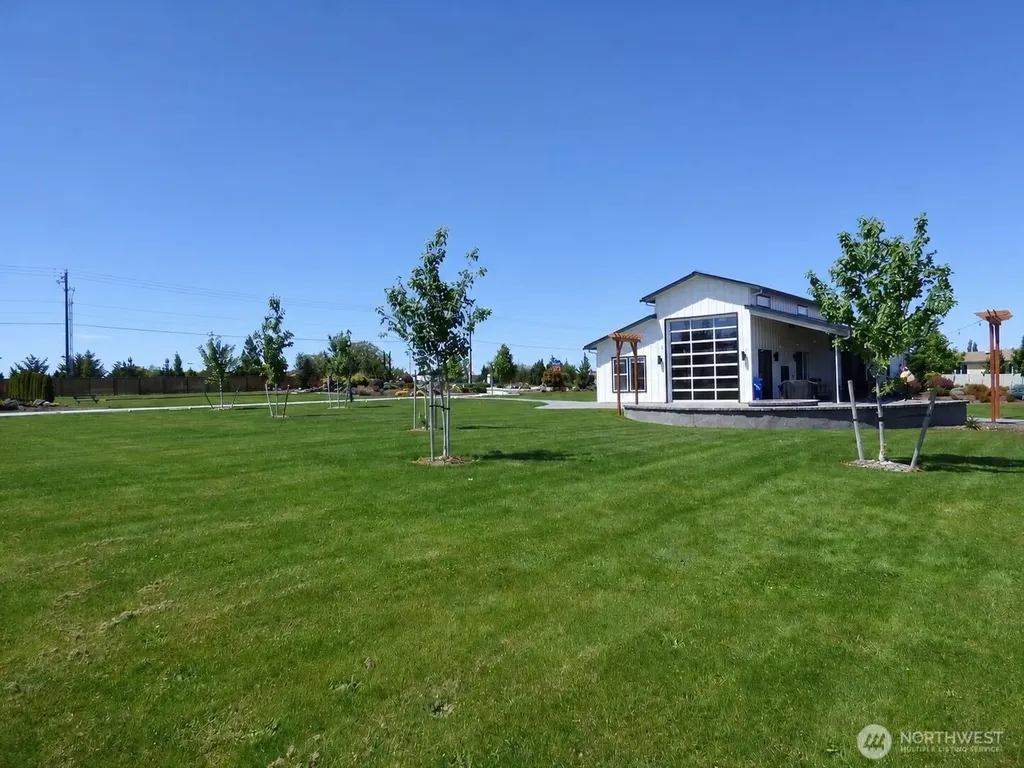 926 N Rock Rose Avenue Sequim WA 98382