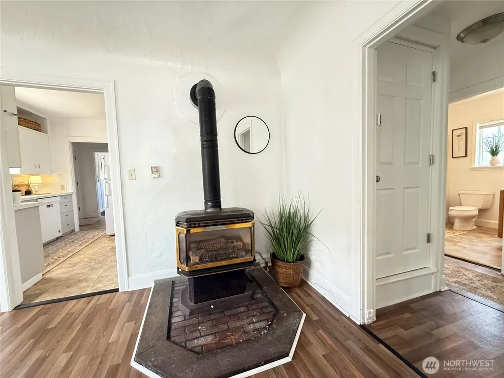 2836 Aberdeen Avenue Hoquiam WA 98550