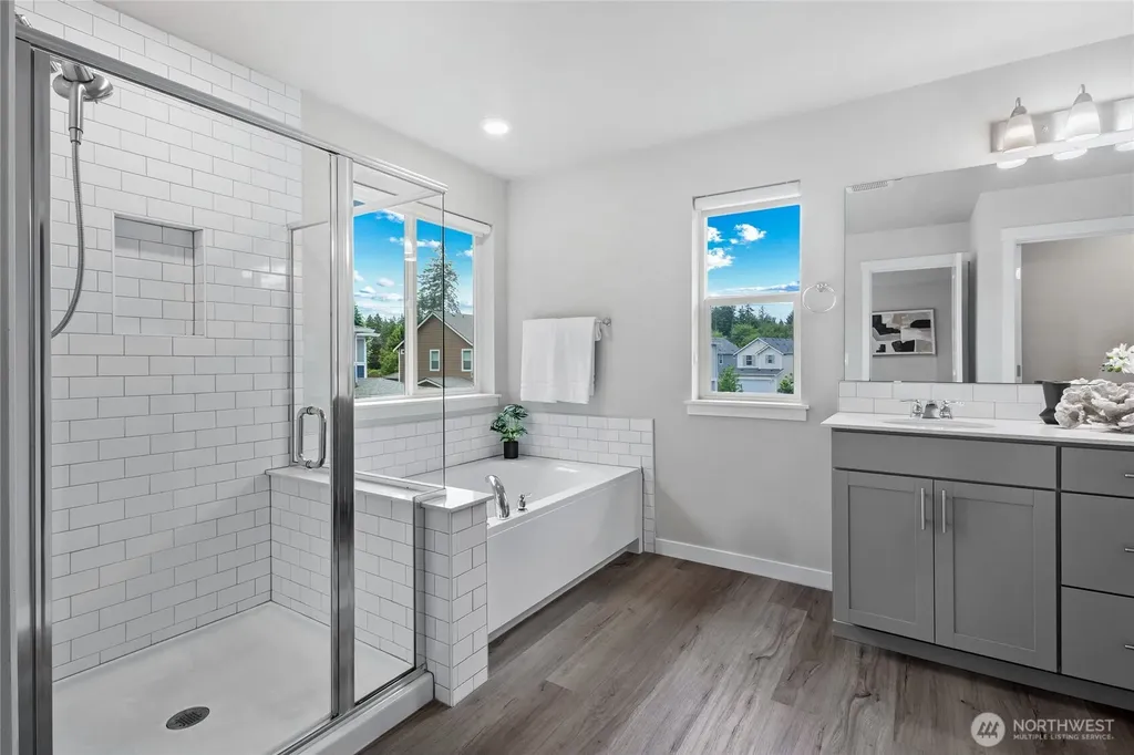 17513 SE 254th Street Covington WA 98042