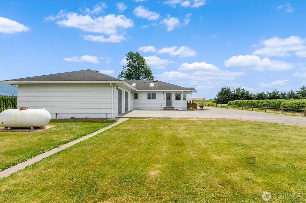 3084 Lindsay Road Everson WA 98247