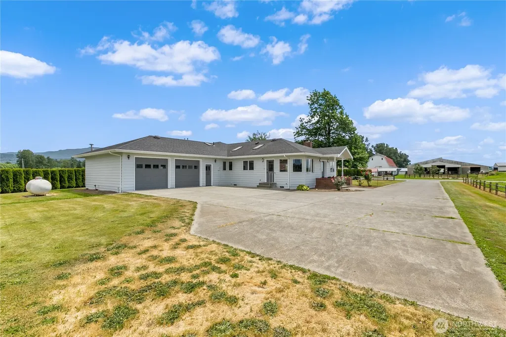 3084 Lindsay Road Everson WA 98247