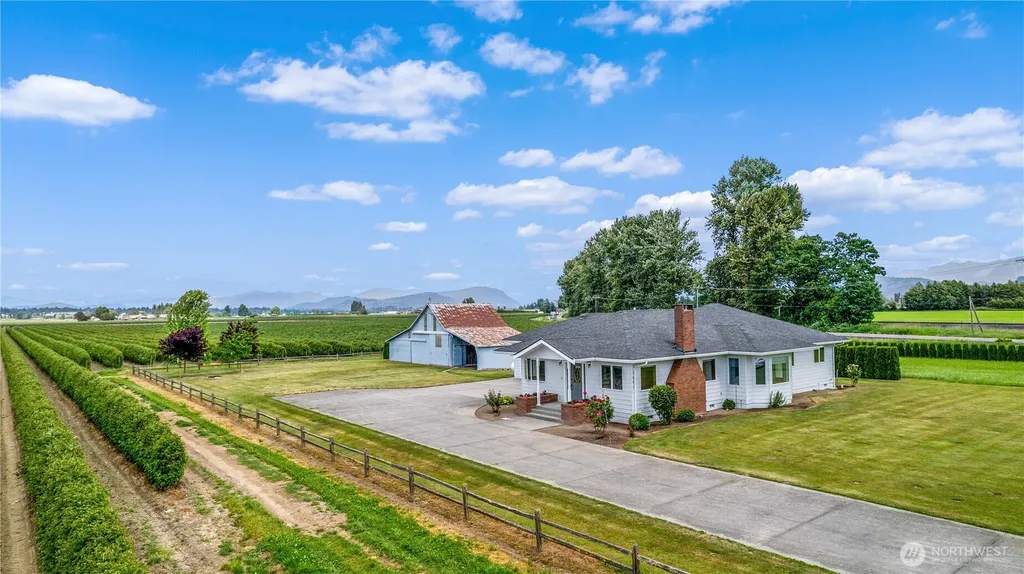 3084 Lindsay Road Everson WA 98247