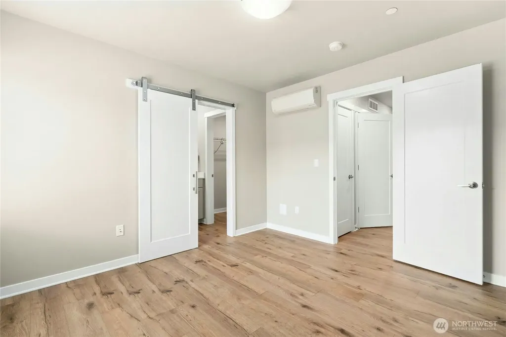 13730 Manor Way Lynnwood WA 98087