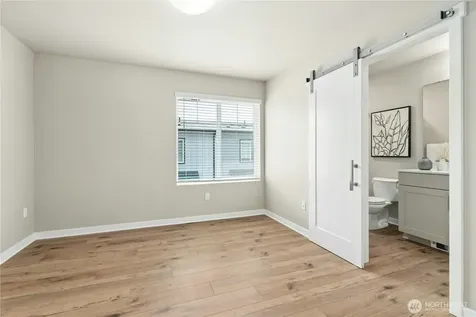 13730 Manor Way Lynnwood WA 98087