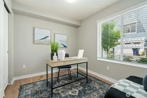 13730 Manor Way Lynnwood WA 98087
