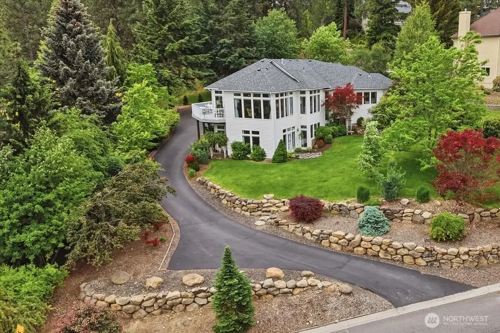 4913 S Bella Vista Drive Veradale WA 99037