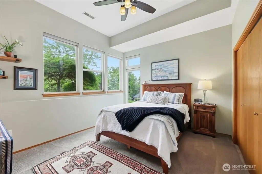 4913 S Bella Vista Drive Veradale WA 99037