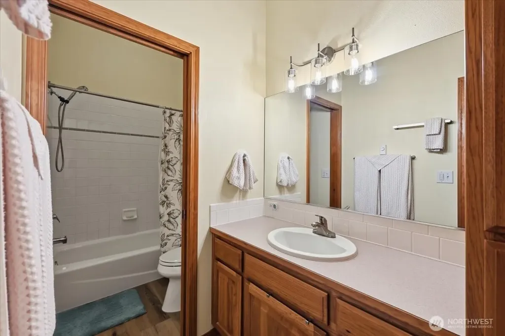 4913 S Bella Vista Drive Veradale WA 99037