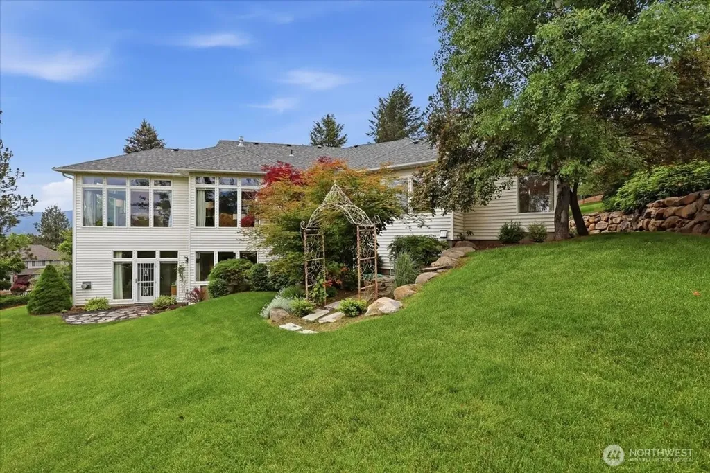 4913 S Bella Vista Drive Veradale WA 99037