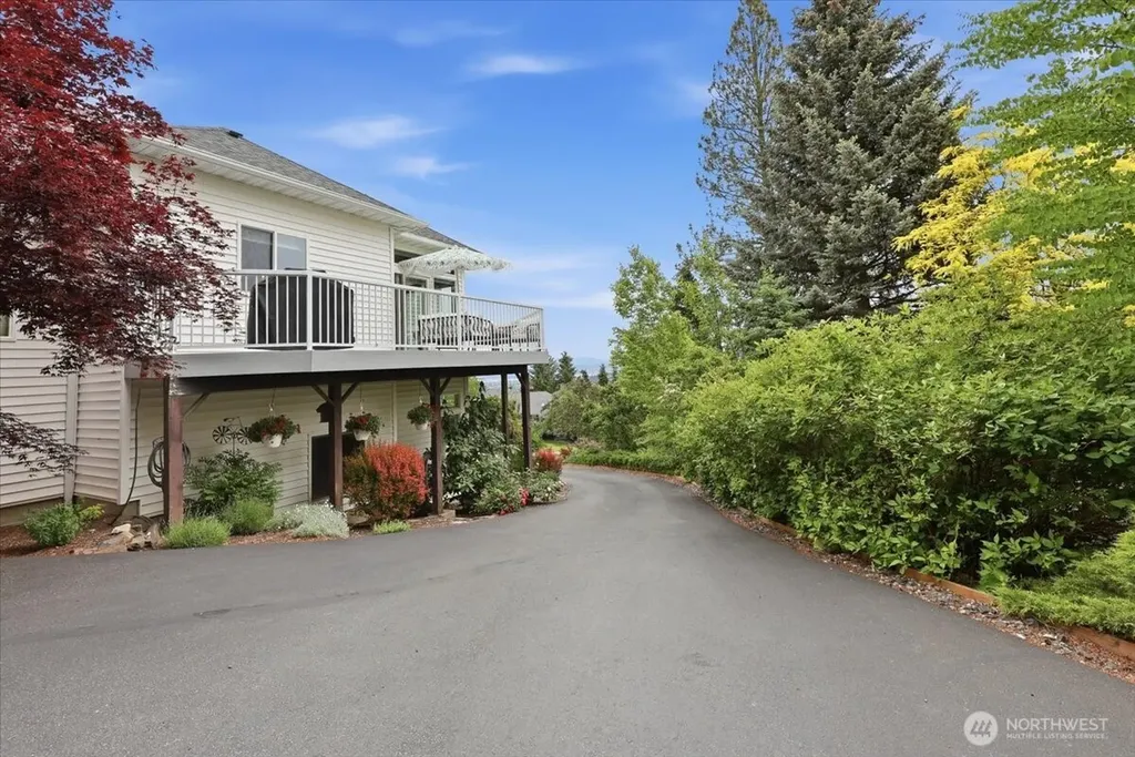 4913 S Bella Vista Drive Veradale WA 99037