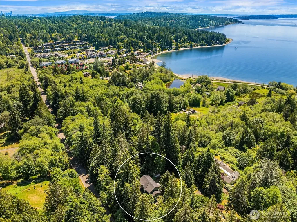 7045 NE Baker Hill Road Bainbridge Island WA 98110