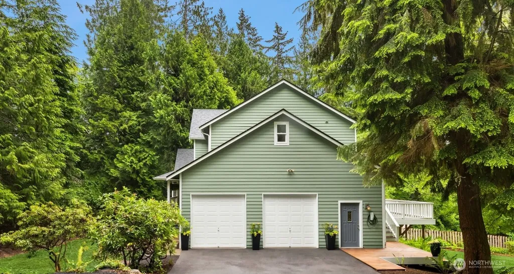7045 NE Baker Hill Road Bainbridge Island WA 98110