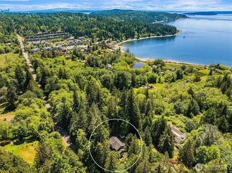 7045 NE Baker Hill Road Bainbridge Island WA 98110