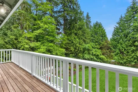 7045 NE Baker Hill Road Bainbridge Island WA 98110