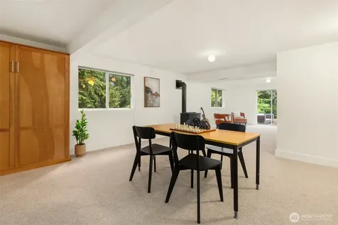 7045 NE Baker Hill Road Bainbridge Island WA 98110