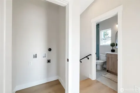 1605 SW Kenyon Street Seattle WA 98106