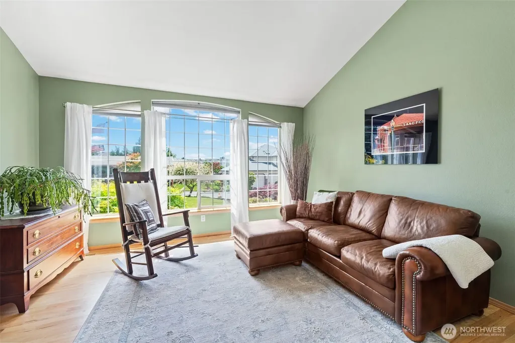 14034 SE 237th Place Kent WA 98042