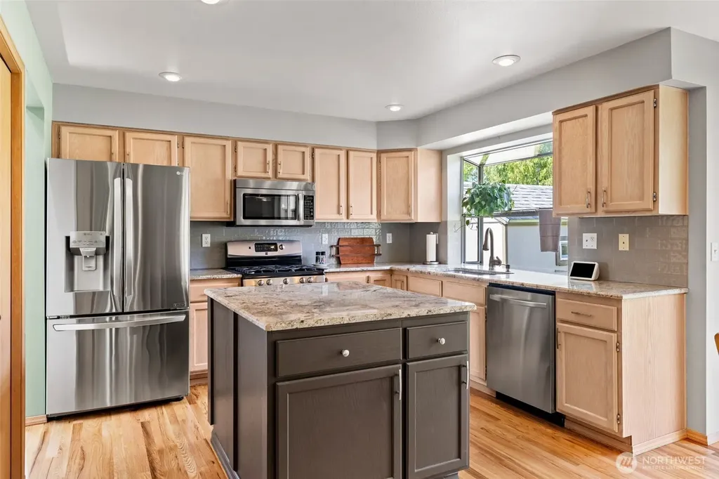 14034 SE 237th Place Kent WA 98042
